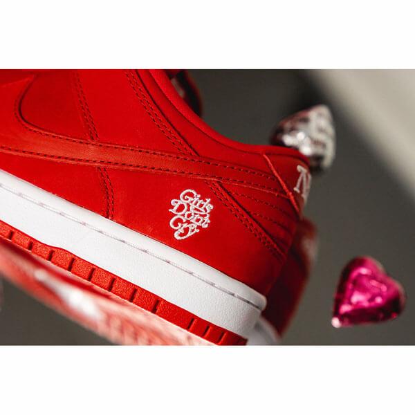 ナイキ スニーカー コピー ×GDC  SB Dunk Low Very Girls Dont Cry RED SS 19 BQ6832600